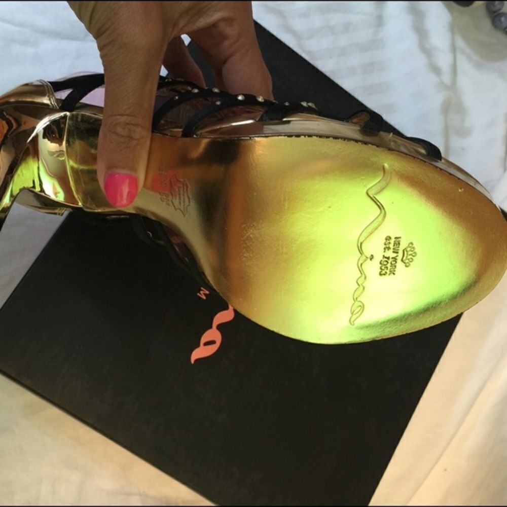 New Nina shoes - Picture 4 of 4